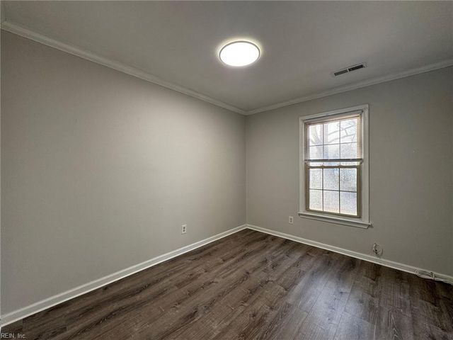 341 Paxford DR, Virginia Beach, VA 23462