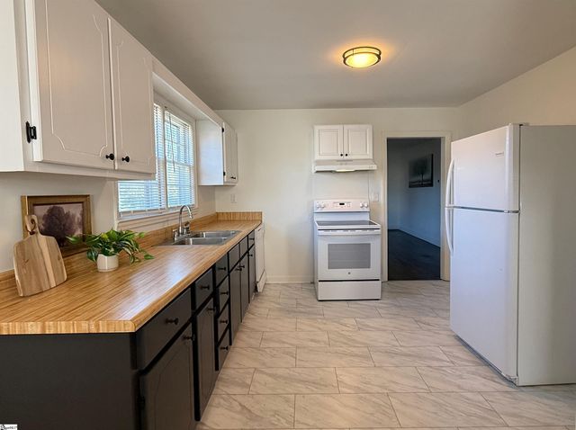 105 Tyler Court, Spartanburg, SC 29301