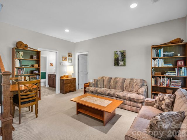 440 Bitterroot Circle 301, Rutherfordton, NC 28138