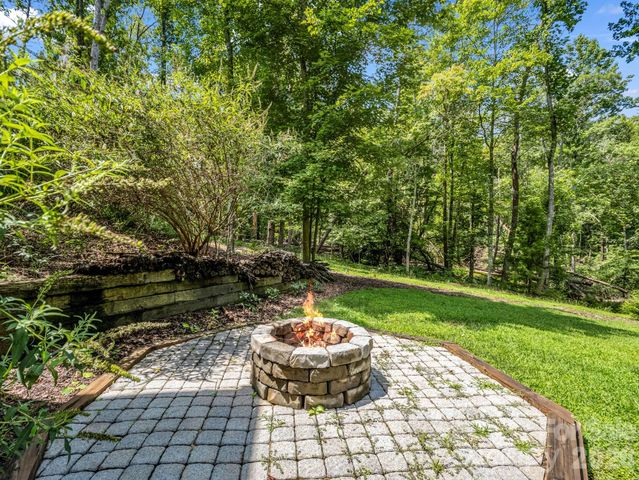 440 Bitterroot Circle 301, Rutherfordton, NC 28138
