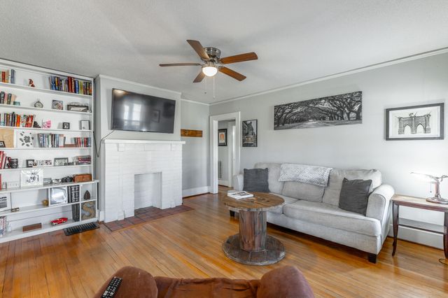 77 Nawaka Avenue, Rossville, GA 30741