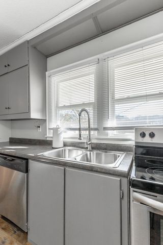 77 Nawaka Avenue, Rossville, GA 30741