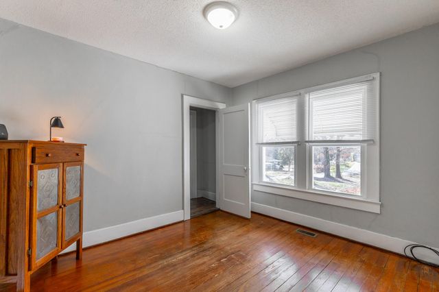 77 Nawaka Avenue, Rossville, GA 30741