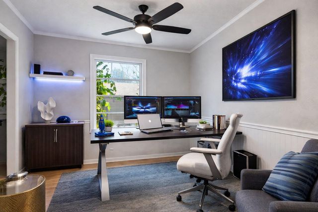 1201 Larkwood DR, Austin, TX 78723