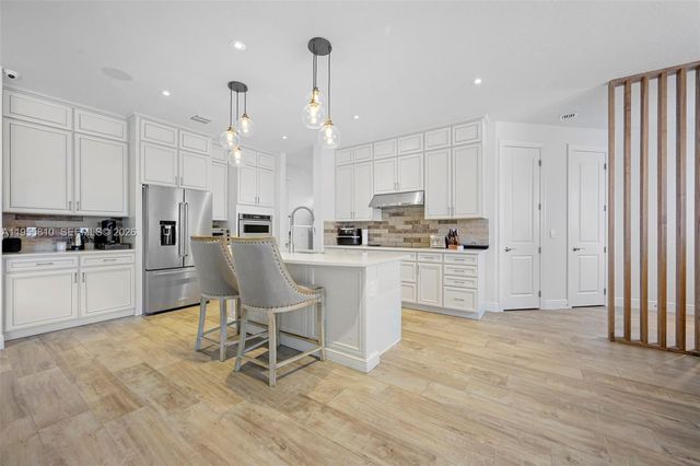 1465 Bursera Ter, Hollywood, FL 33021