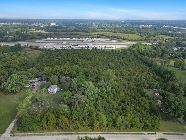 7320 Riverview Avenue, Kansas City, KS 66112