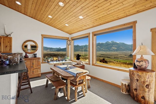 18 Libra Drive, Emigrant, MT 59027