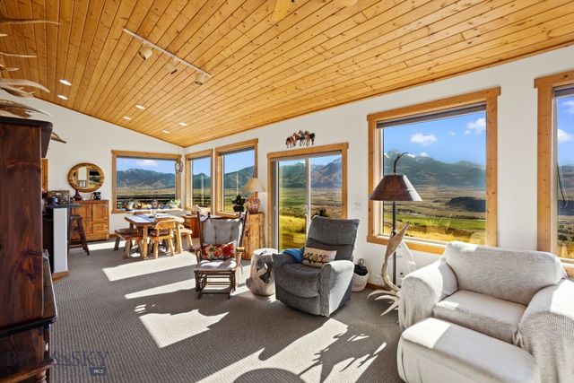 18 Libra Drive, Emigrant, MT 59027