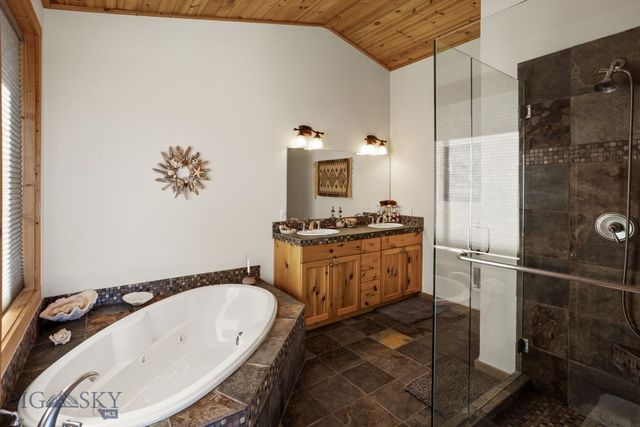 18 Libra Drive, Emigrant, MT 59027