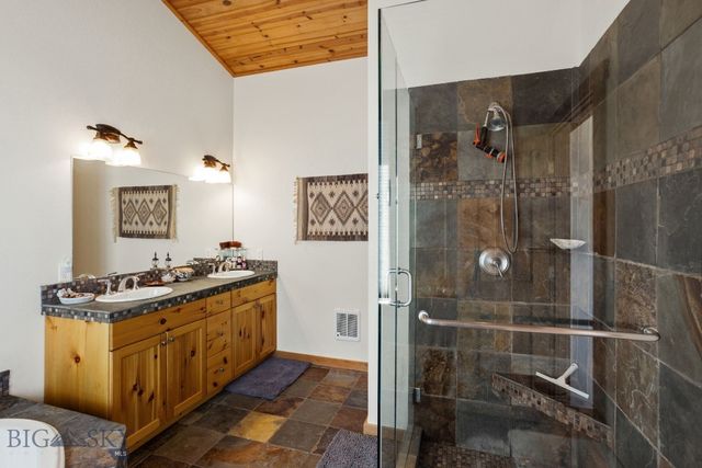 18 Libra Drive, Emigrant, MT 59027