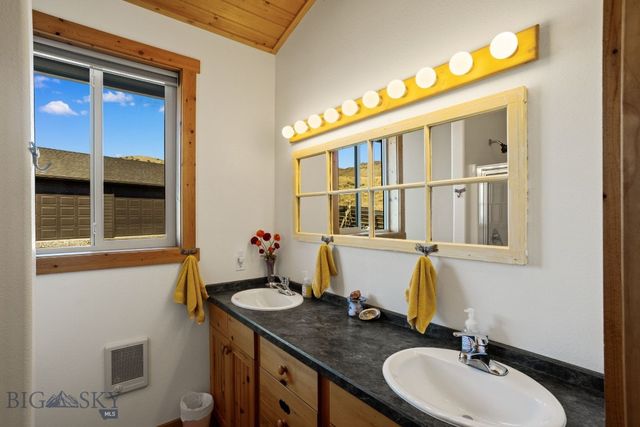 18 Libra Drive, Emigrant, MT 59027