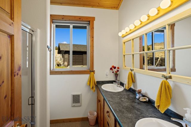 18 Libra Drive, Emigrant, MT 59027