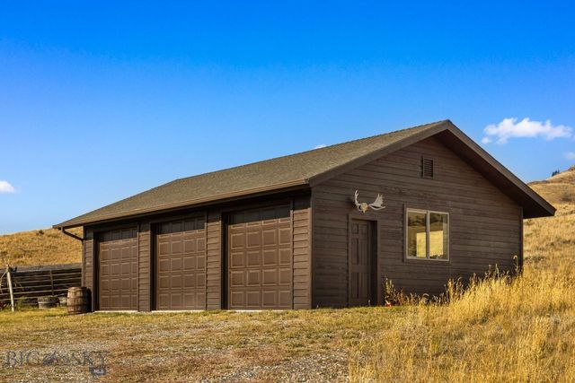 18 Libra Drive, Emigrant, MT 59027