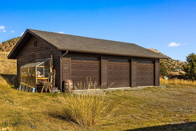 18 Libra Drive, Emigrant, MT 59027