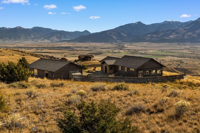 18 Libra Drive, Emigrant, MT 59027