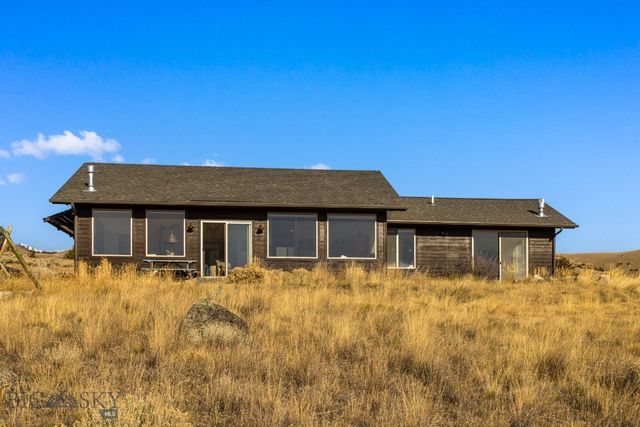 18 Libra Drive, Emigrant, MT 59027