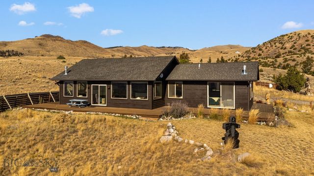 18 Libra Drive, Emigrant, MT 59027