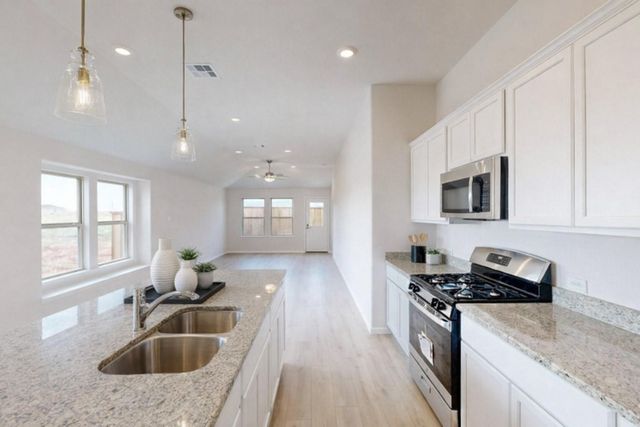 8102 Kay Harbor Drive, Cypress, TX 77433