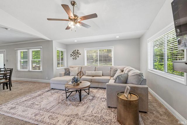 10287 Vistula Road, Osceola, IN 46561
