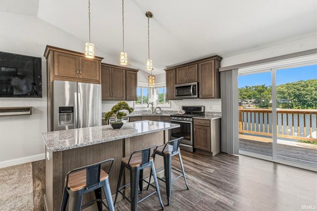 10287 Vistula Road, Osceola, IN 46561