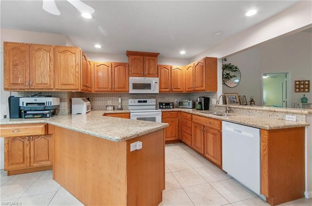 6041 Westbourgh DR, Naples, FL 34112