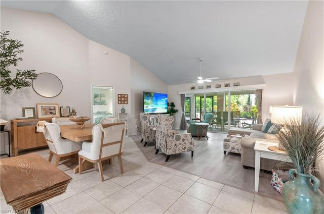 6041 Westbourgh DR, Naples, FL 34112