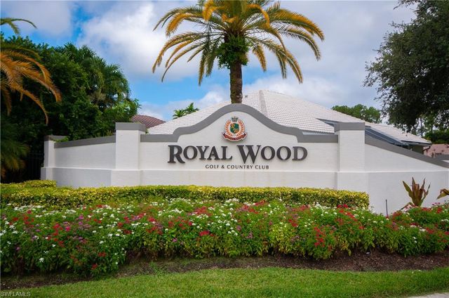 6041 Westbourgh DR, Naples, FL 34112