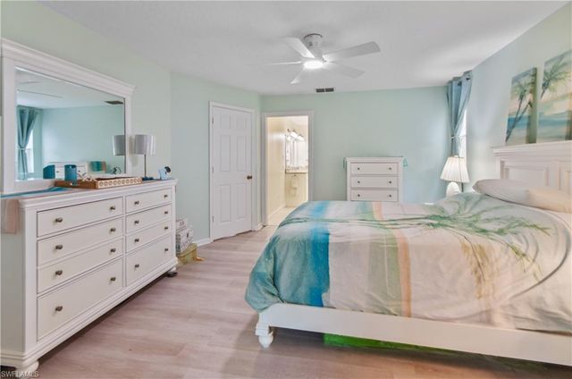 6041 Westbourgh DR, Naples, FL 34112