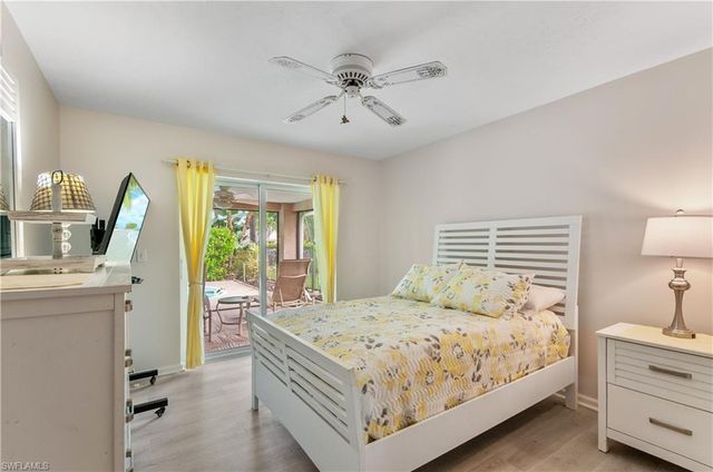 6041 Westbourgh DR, Naples, FL 34112