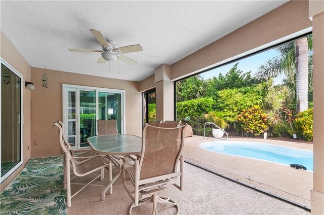 6041 Westbourgh DR, Naples, FL 34112