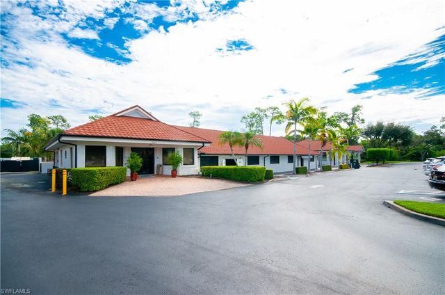 6041 Westbourgh DR, Naples, FL 34112