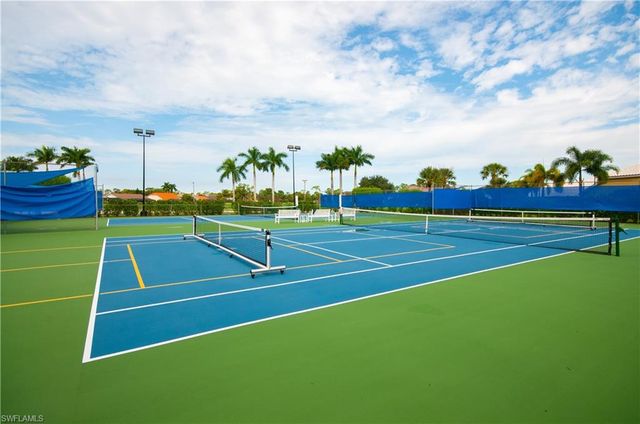 6041 Westbourgh DR, Naples, FL 34112