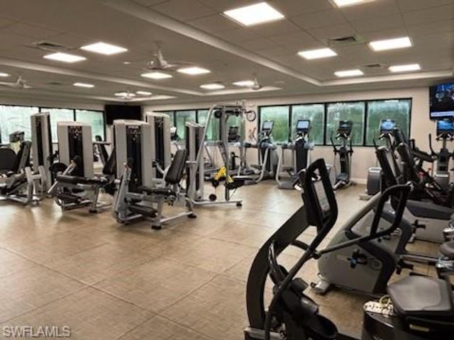6041 Westbourgh DR, Naples, FL 34112