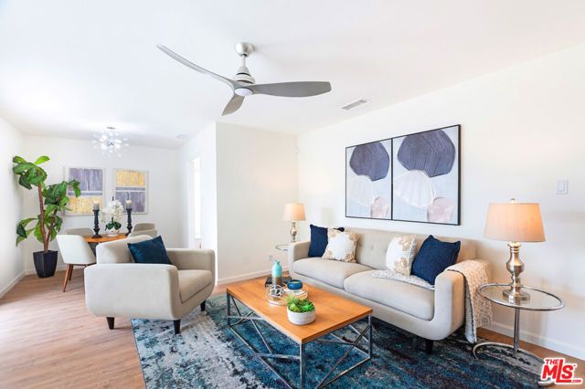 17209 Stagg Street, Van Nuys (los Angeles), CA 91406