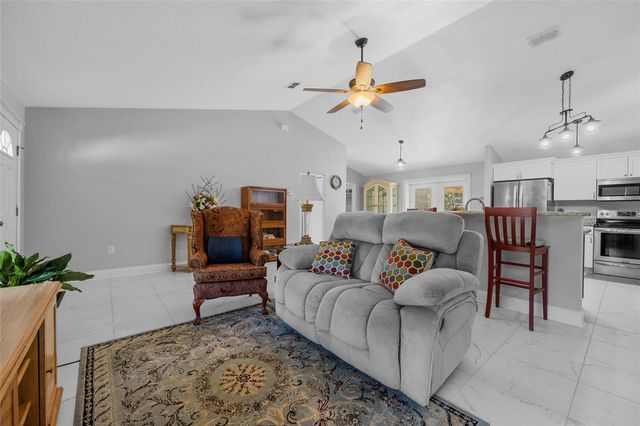 3109 E BRYANT AVENUE, Bell, FL 32619