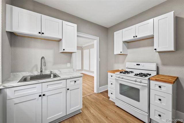 2254 Taylor Unit #2 Street, Detroit, MI 48206