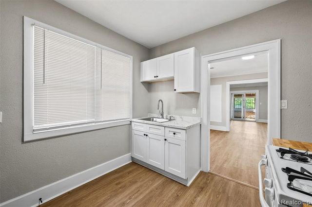 2254 Taylor Unit #2 Street, Detroit, MI 48206