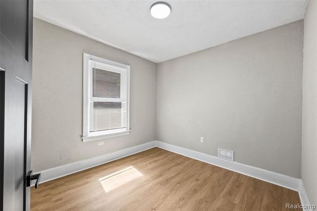 2254 Taylor Unit #2 Street, Detroit, MI 48206