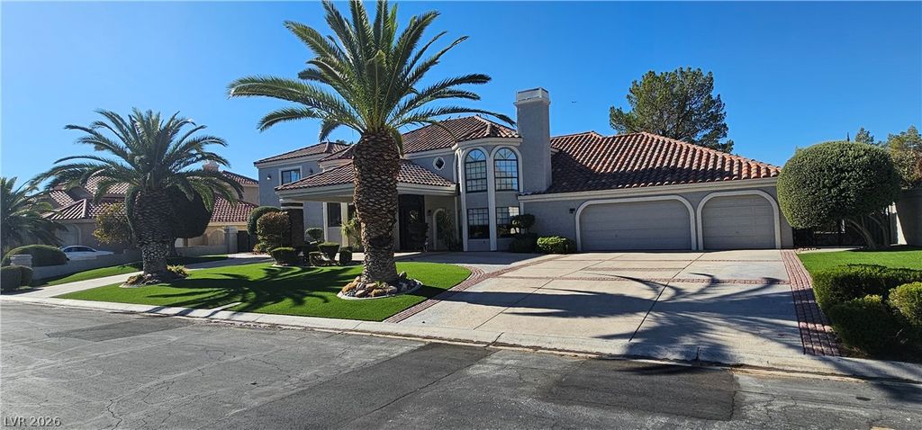 38 Princeville Lane, Las Vegas, NV 89113 — photo 2
