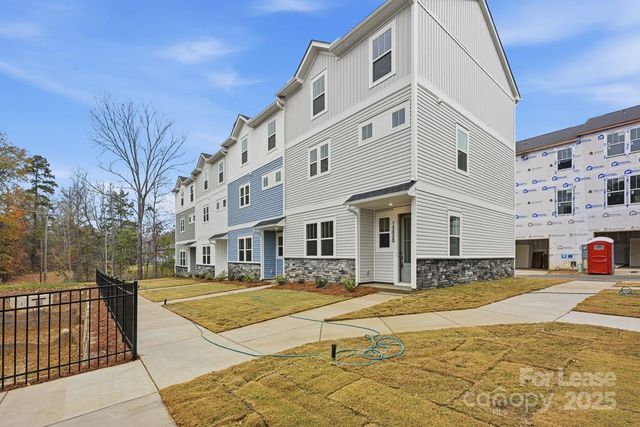 11003 Valkyrie Lane, Charlotte, NC 28214