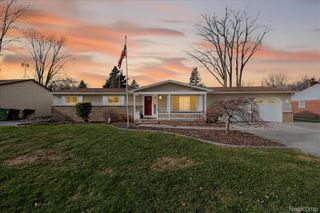 47501 Nita Drive, Shelby Charter Township, MI 48317