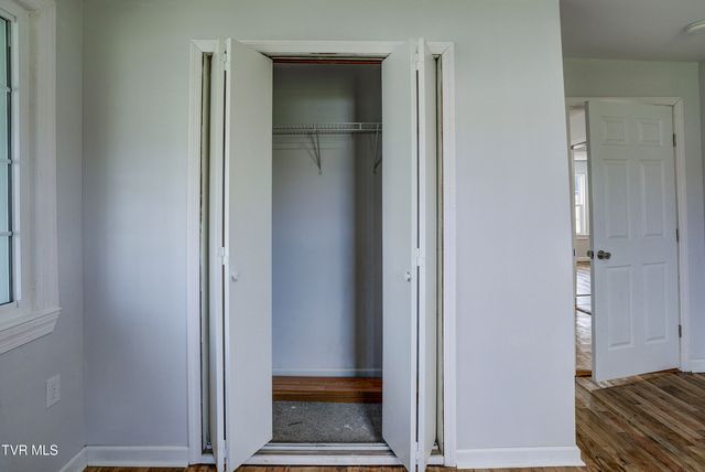 701 North Roan Street, Elizabethton, TN 37643