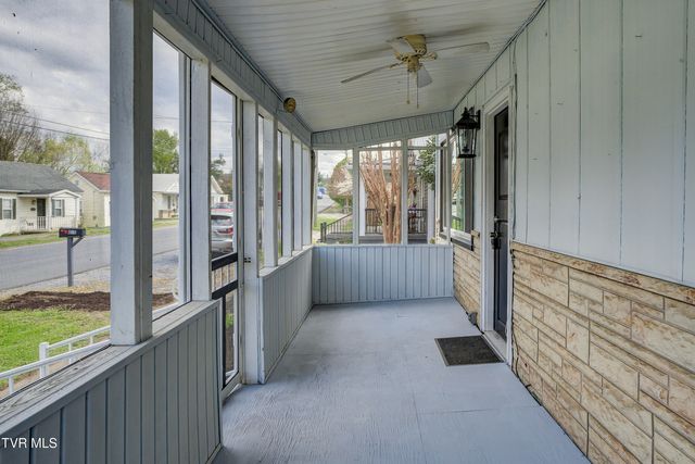 701 North Roan Street, Elizabethton, TN 37643