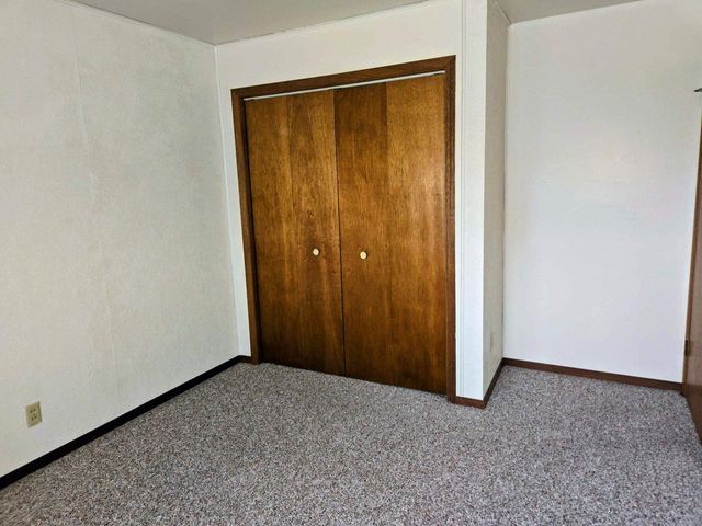 29 Lawndale Avenue, Ripon, WI 54971