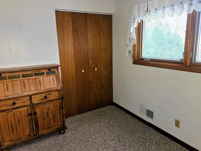 29 Lawndale Avenue, Ripon, WI 54971