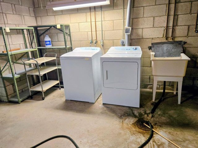 29 Lawndale Avenue, Ripon, WI 54971