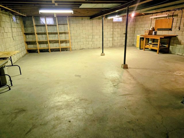 29 Lawndale Avenue, Ripon, WI 54971