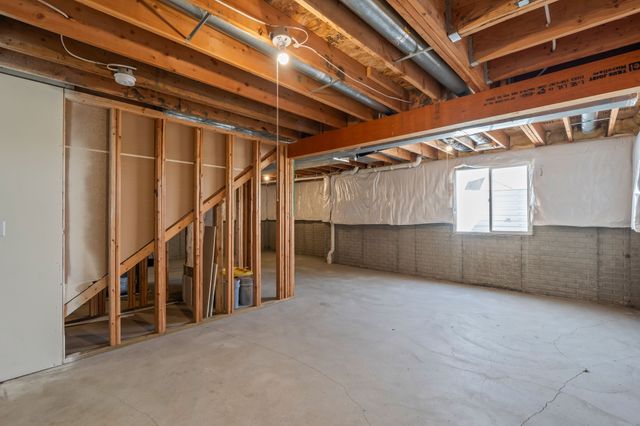 9405 Wilson Street, West Des Moines, IA 50266
