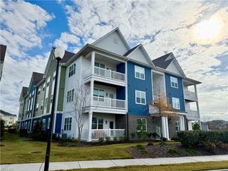 1725 Dromolin Drive #202, Virginia Beach, VA 23456