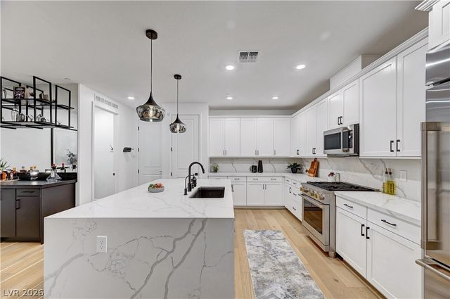 11553 Cedar Shore Avenue, Las Vegas, NV 89138